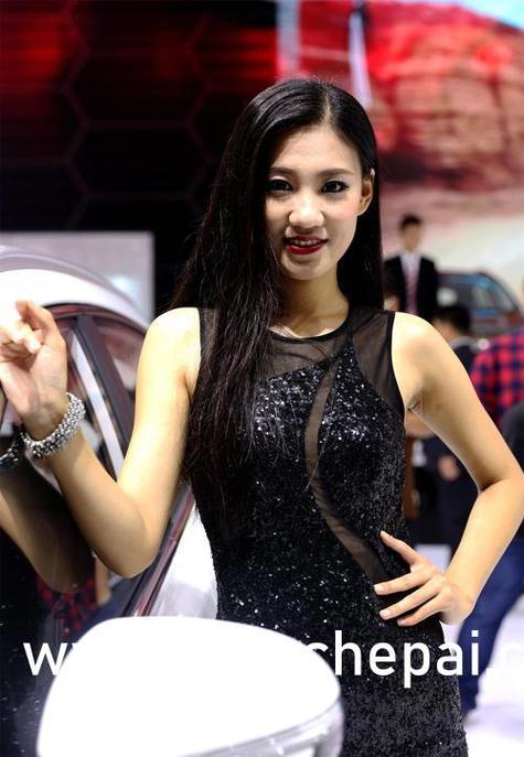 欧美老骚熟妇的相关介绍