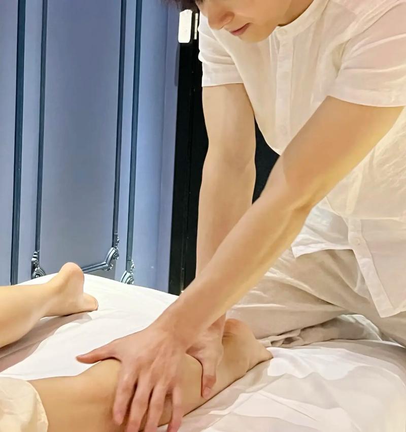 欧美人妻在线一二三的相关介绍