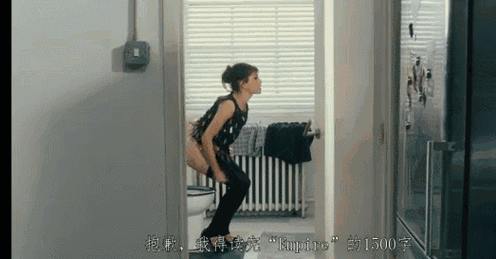 av日韩美女久久久久久久久久久的相关介绍